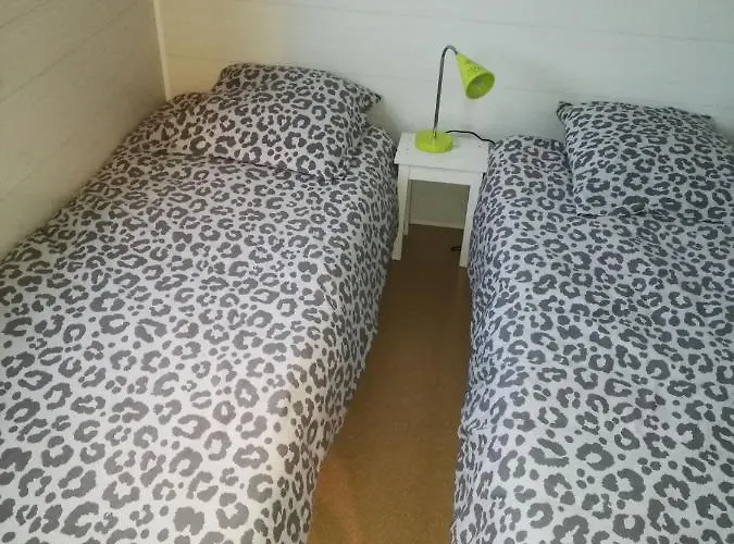 Mobil Climatise Etang De Besse Kemping *